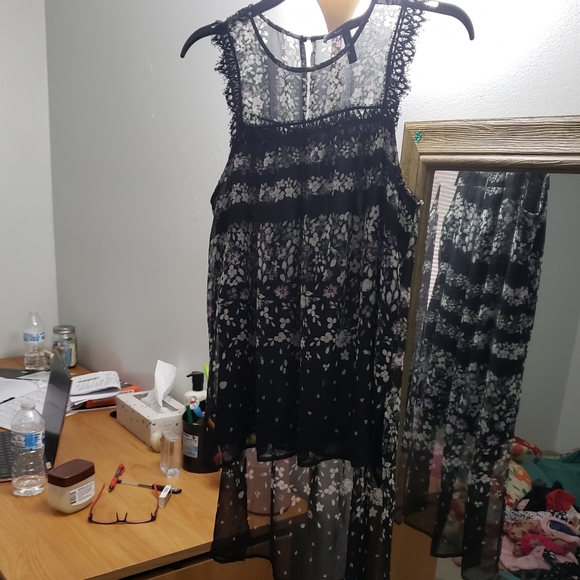 BCBG Max Azria Dress - Picture 3 of 4